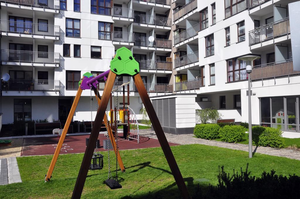 Prudentia Apartments Wola Warsaw Luaran gambar